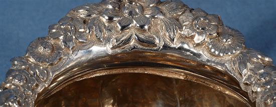 A William IV Irish silver melon shaped cream jug, height 117mm, weight 9.6oz/300grms.